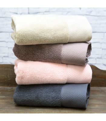 Drap de bain personnalisable - Label-Broderie Drap de bain personnalisable - Label-Broderie