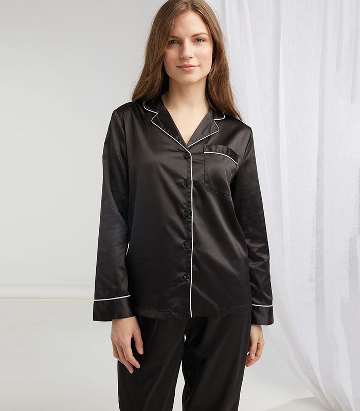 Pyjama en satin noir