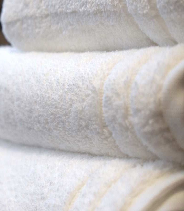 Drap de douche "Palace" 70x140cm 650gr/m² 100% coton Drap de douche "Palace" 70x140cm 650gr/m² 100% coton