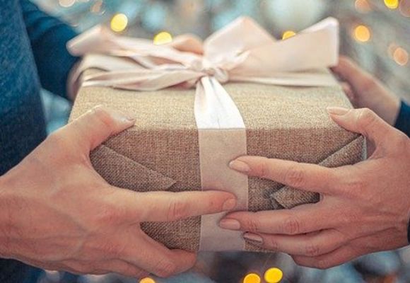 Peignoir homme personnalisé : idée de cadeau original pour votre père